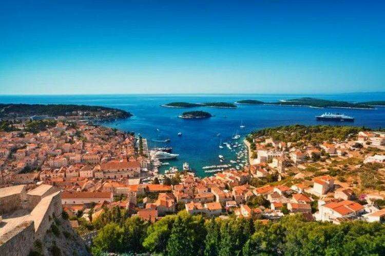 10 самых красивых островов Европы для отдыха
