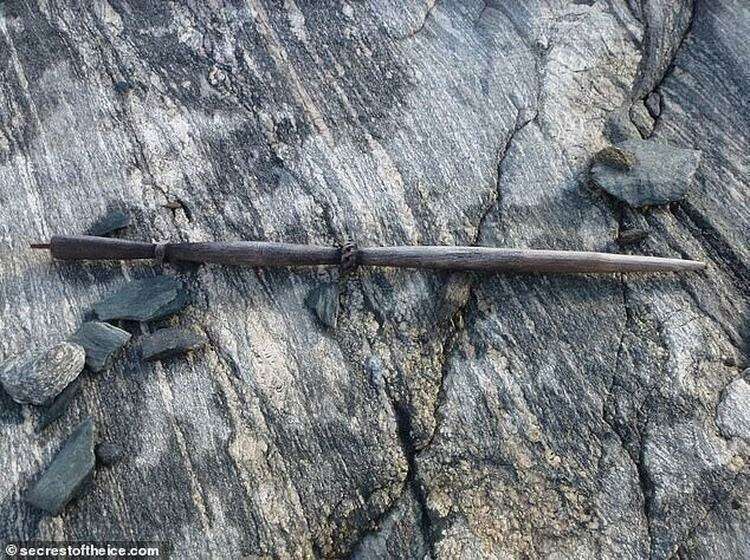 Палка для кудели, инструмент для прядения. 800 г. н. э.