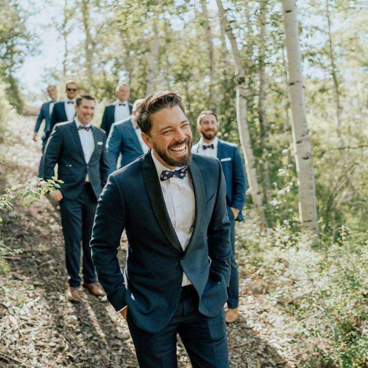 15+ будущих мужей, которые впервые увидели невесту в свадебном платье и не сумели сдержать нахлынувшие эмоции