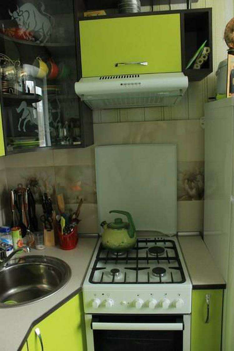 Пока супруга была в гостях, муж сделал ремонт на кухне